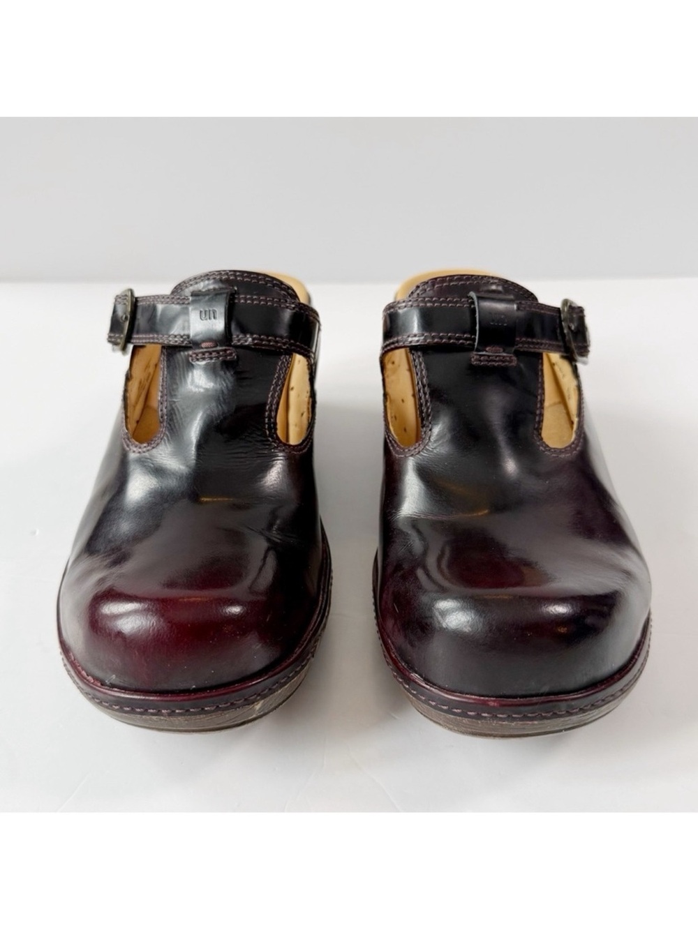 VTG Clarks Woman Burgundy Leather Slip-On Chunky Babydoll Clogs US8.5 Boho Folk - Picture 2 of 8